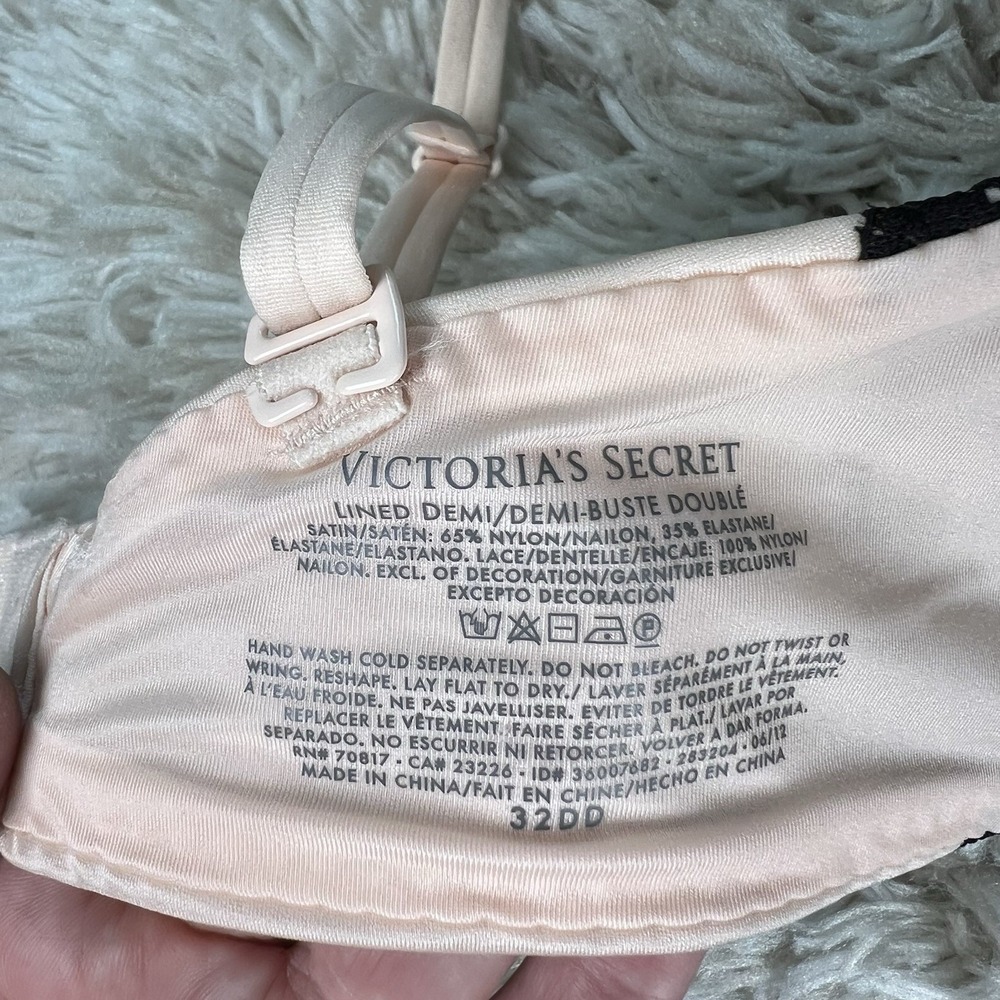 VICTORIAS SECRET Lined Demi Bra Size 32DD Pink Black Romantic Sexy #36007682 - Picture 4 of 6